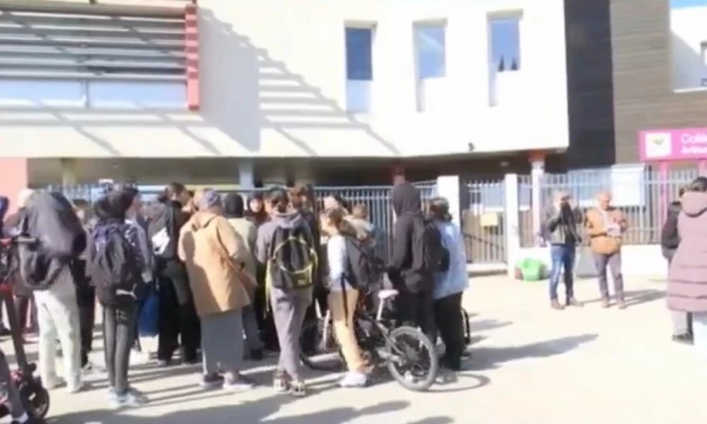 Οργή στη Γαλλία: 3 ανήλικοι ξυλοκόπησαν άγρια 14χρονη έξω από σχολείο – Έπεσε σε κώμα